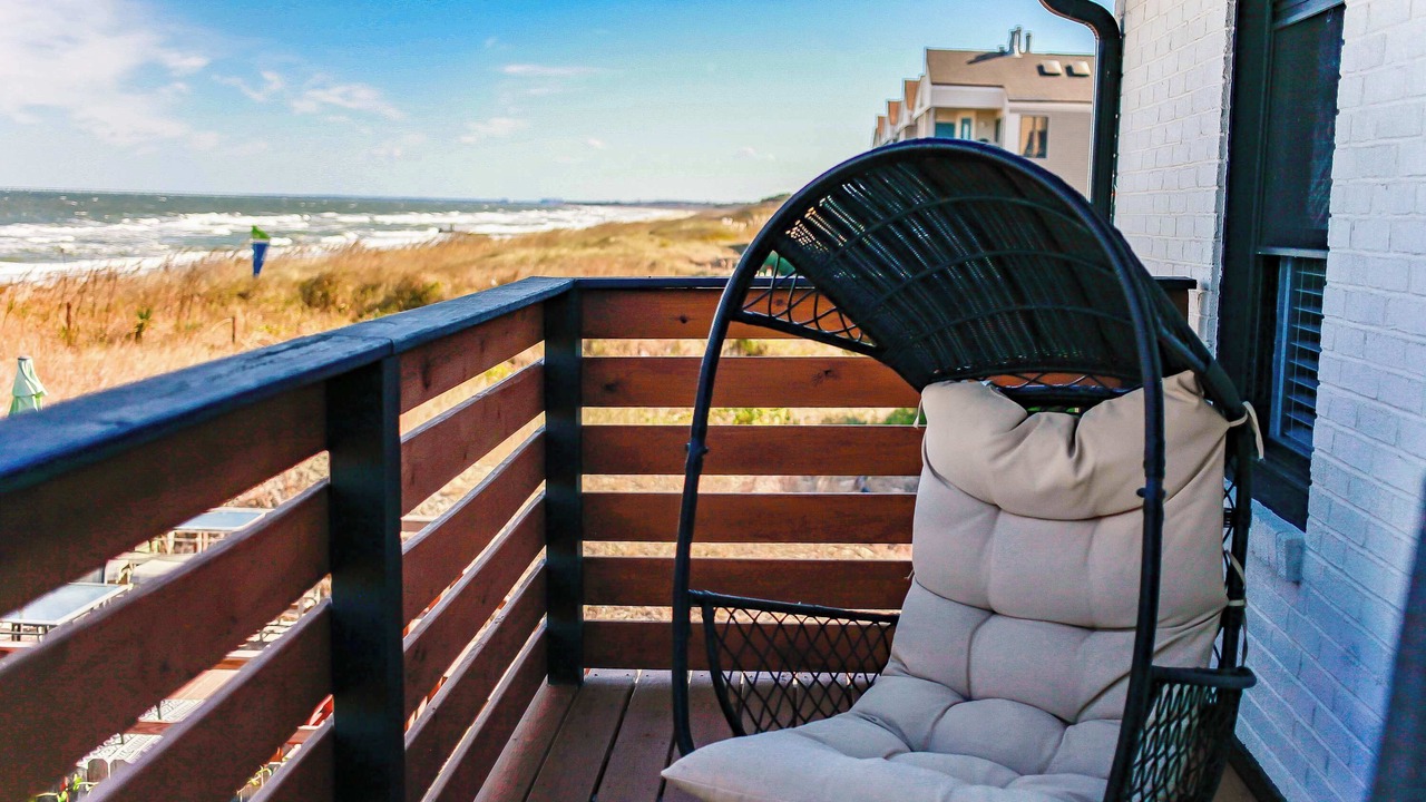 Photo of Outdoor in Cottage Line