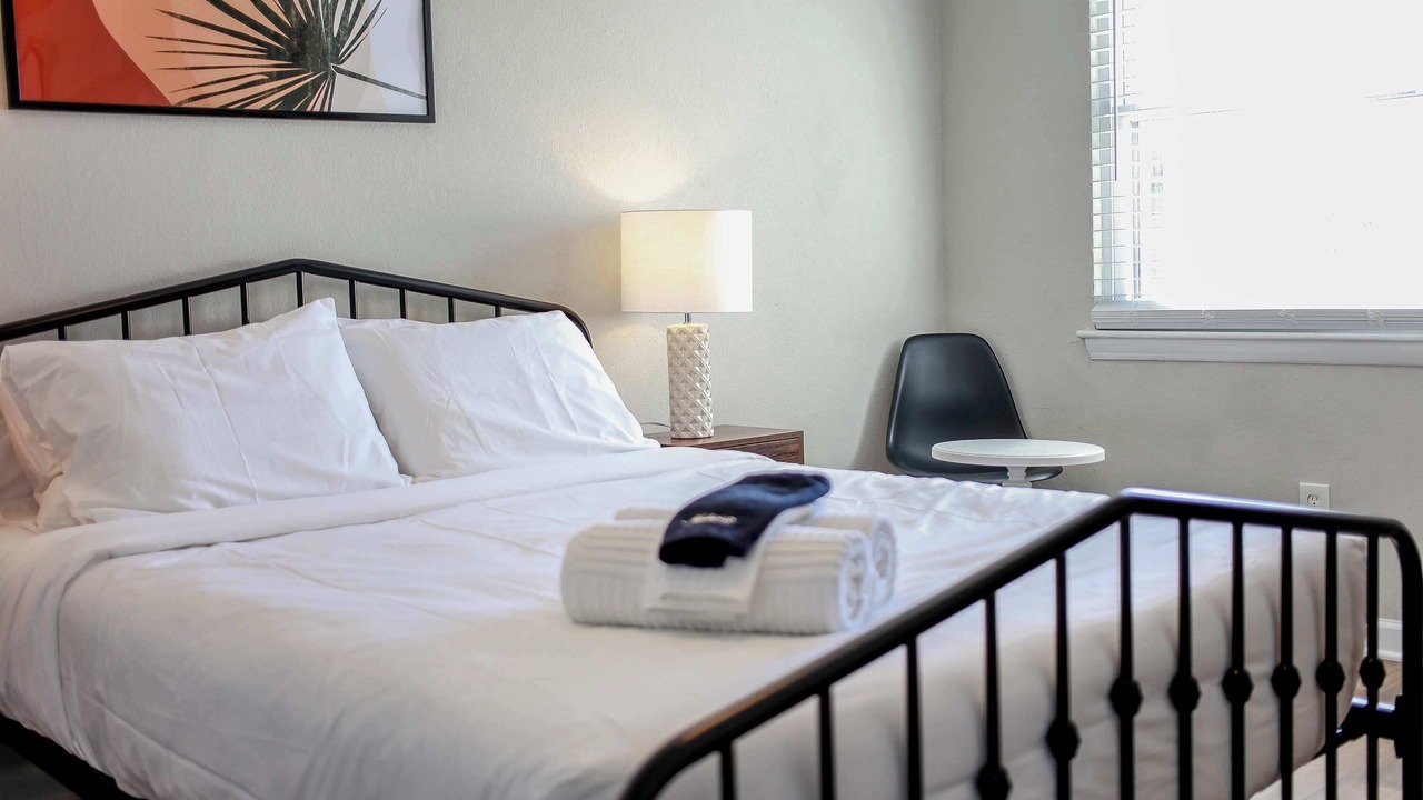 Photo of Bedroom in Cottage Line