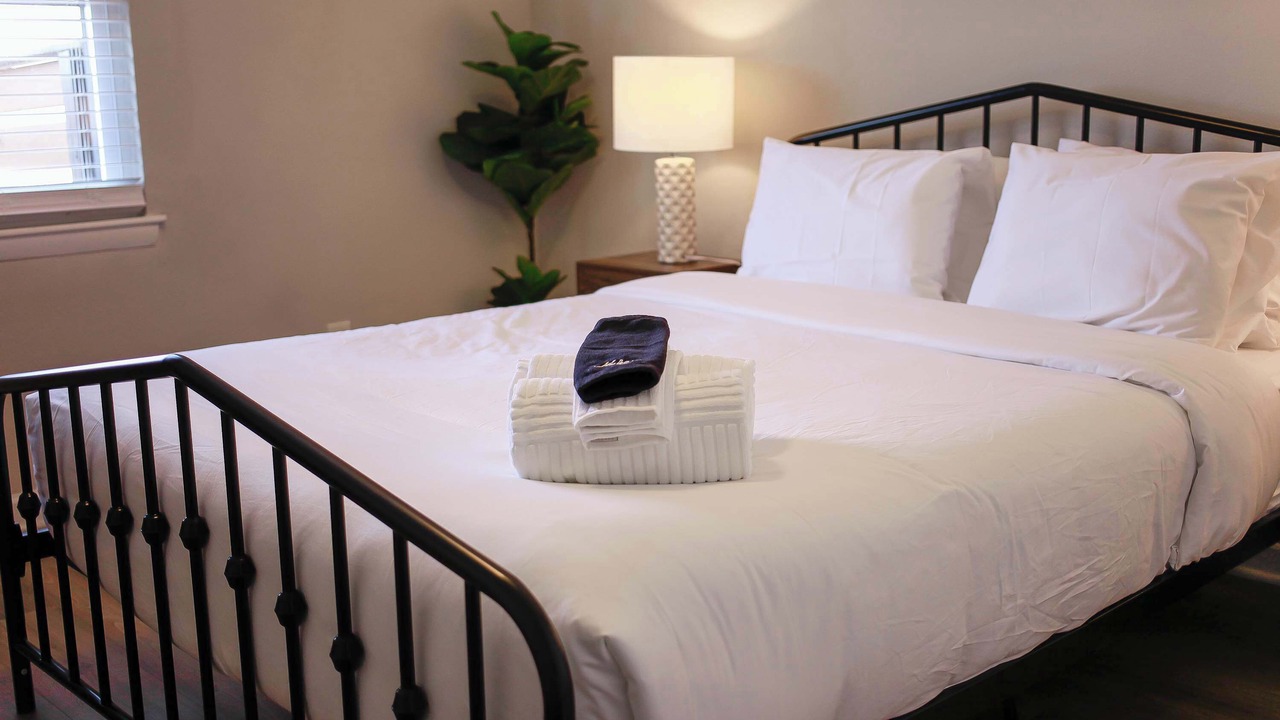 Photo of Bedroom in Cottage Line