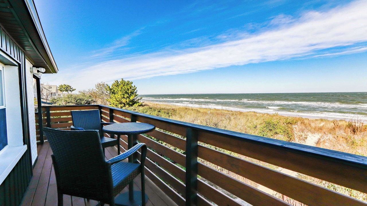 Photo of Outdoor in Cottage Line