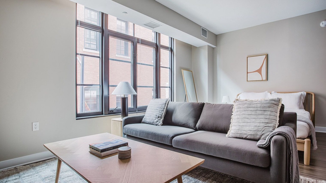 Photo of Livingroom in Mount Vernon Square