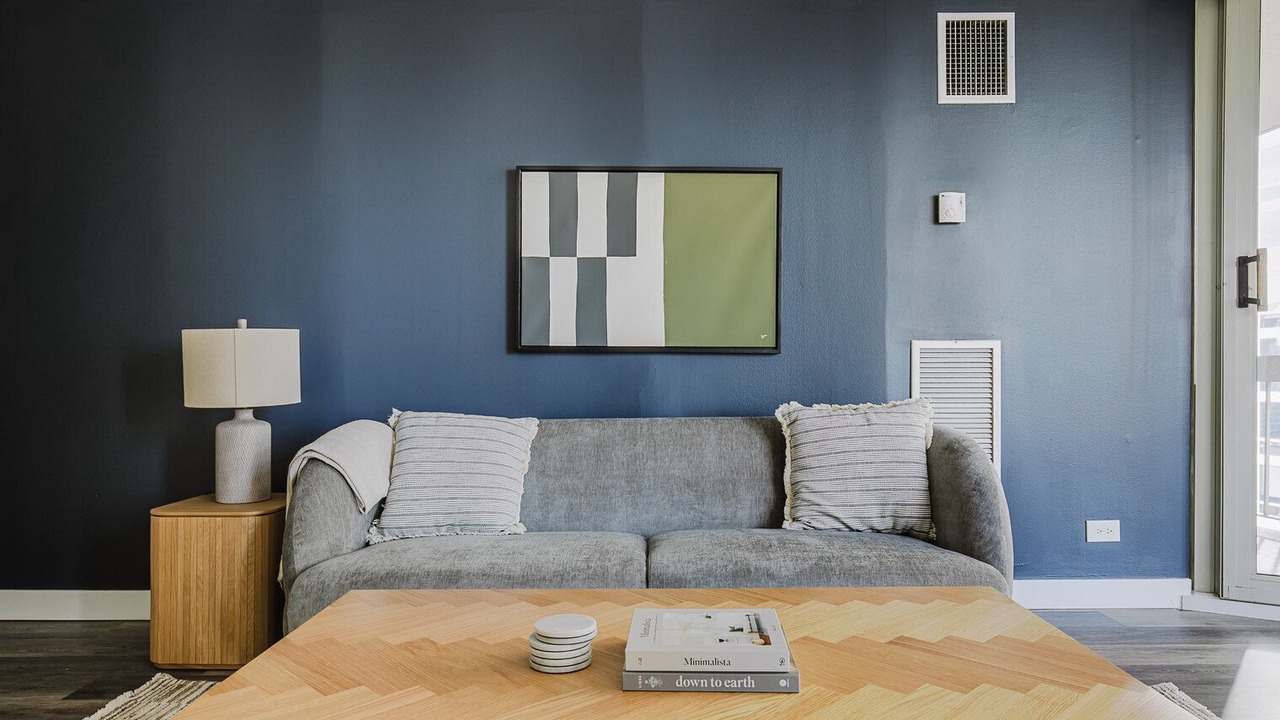 Photo of Livingroom in Rush and Division