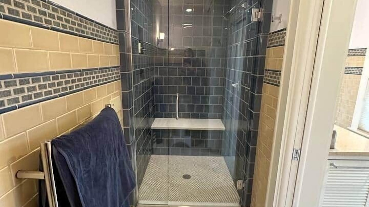 Photo of Bathroom in Summit Hill