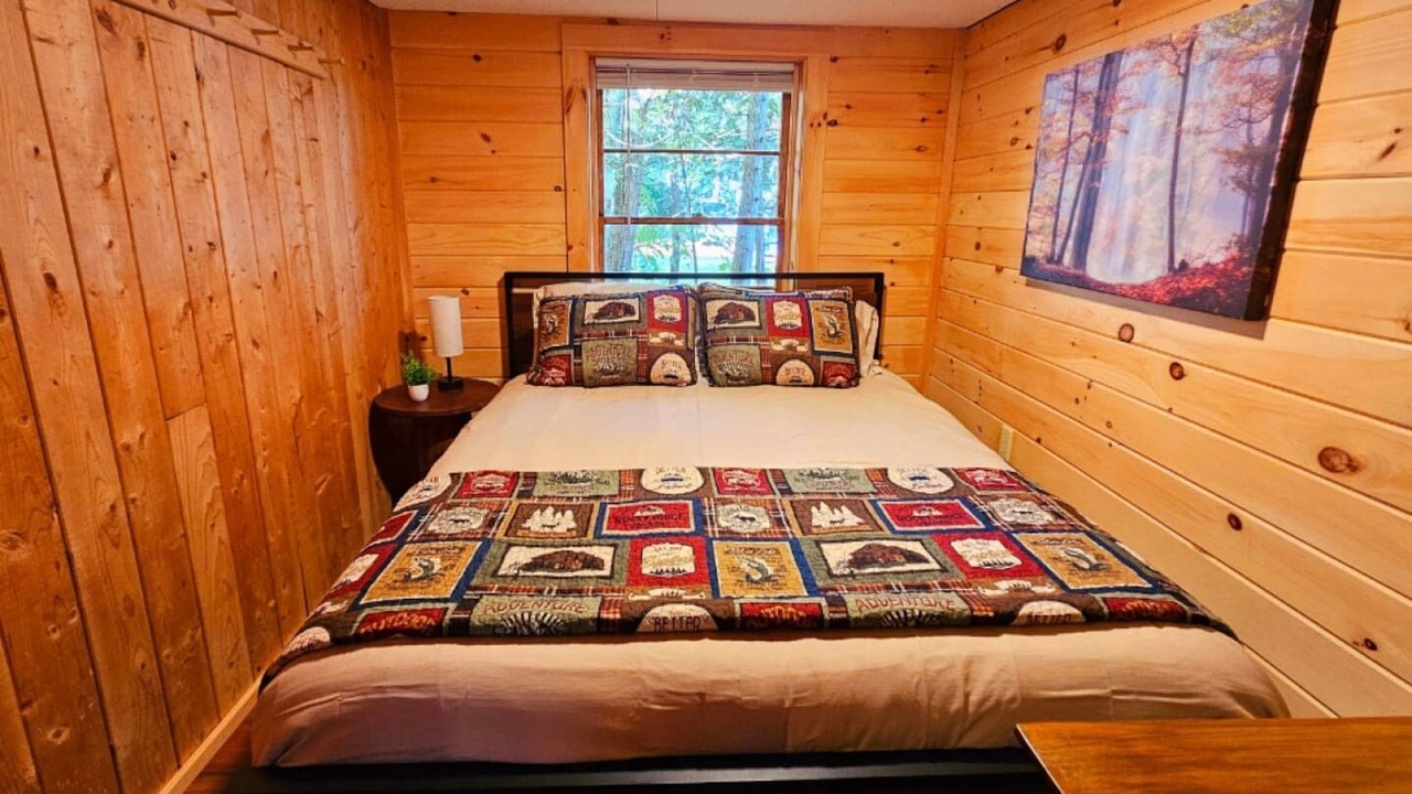 Photo of Bedroom in Hartland