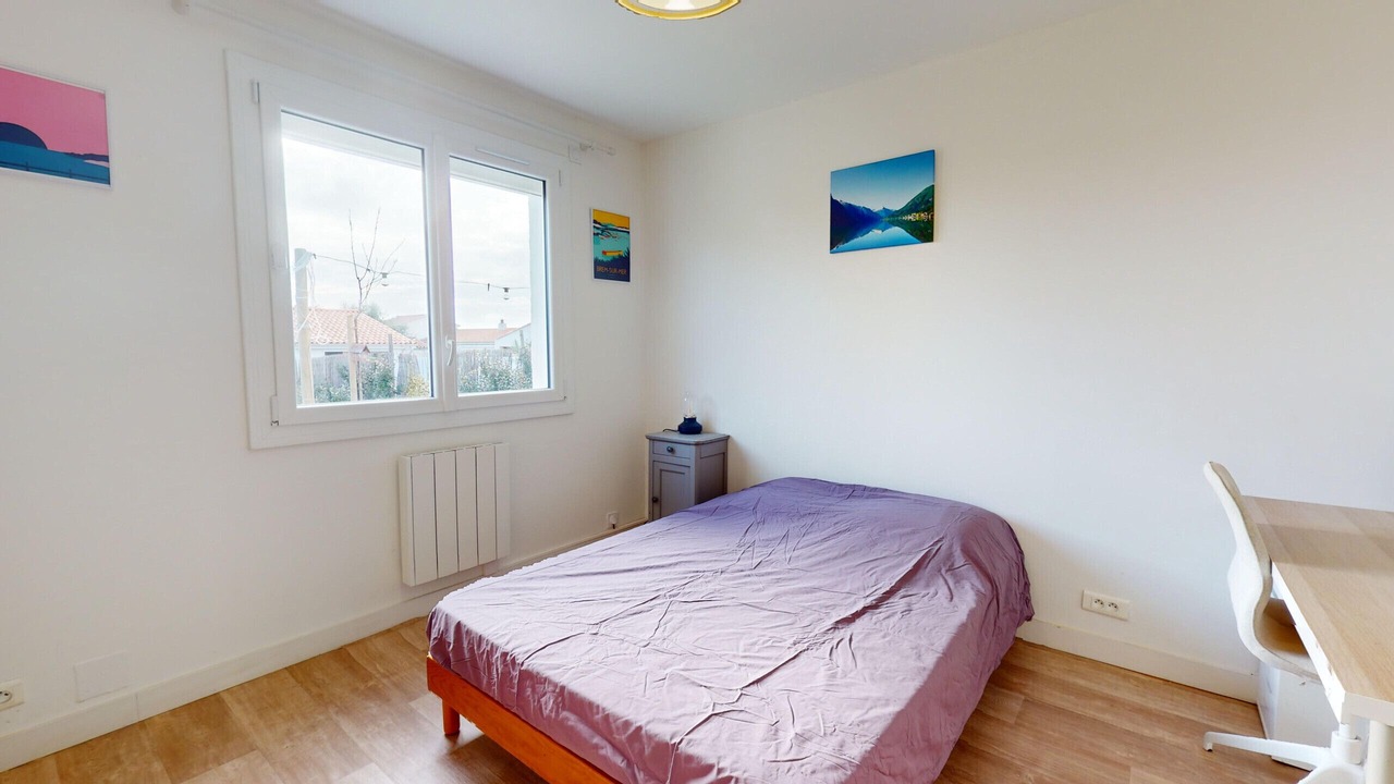 Photo of Bedroom in Brem Sur Mer