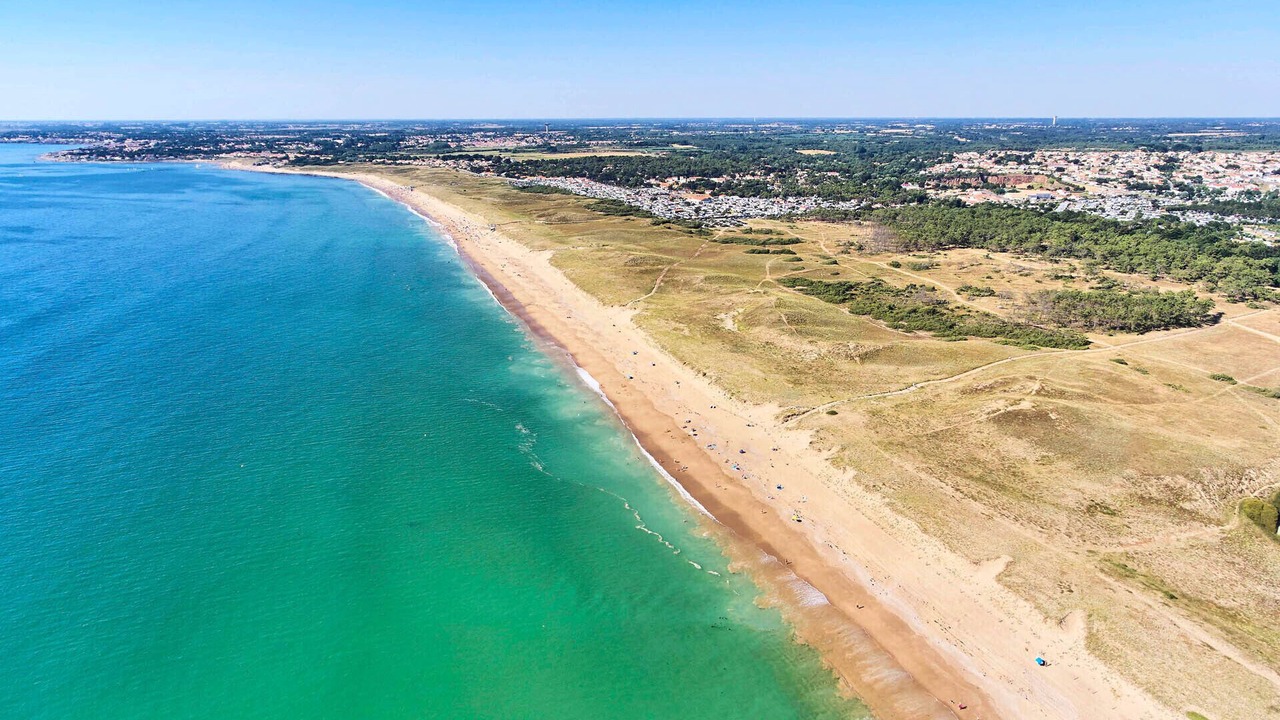 Photo of Others in Brem Sur Mer