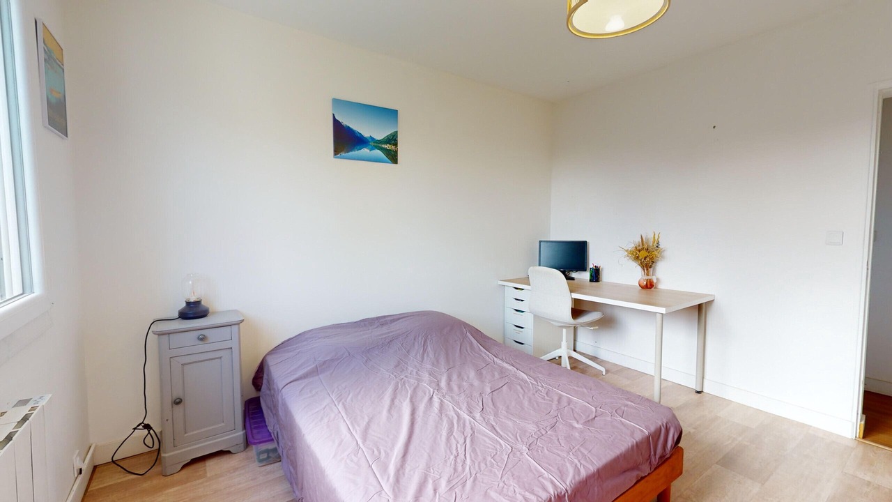 Photo of Bedroom in Brem Sur Mer