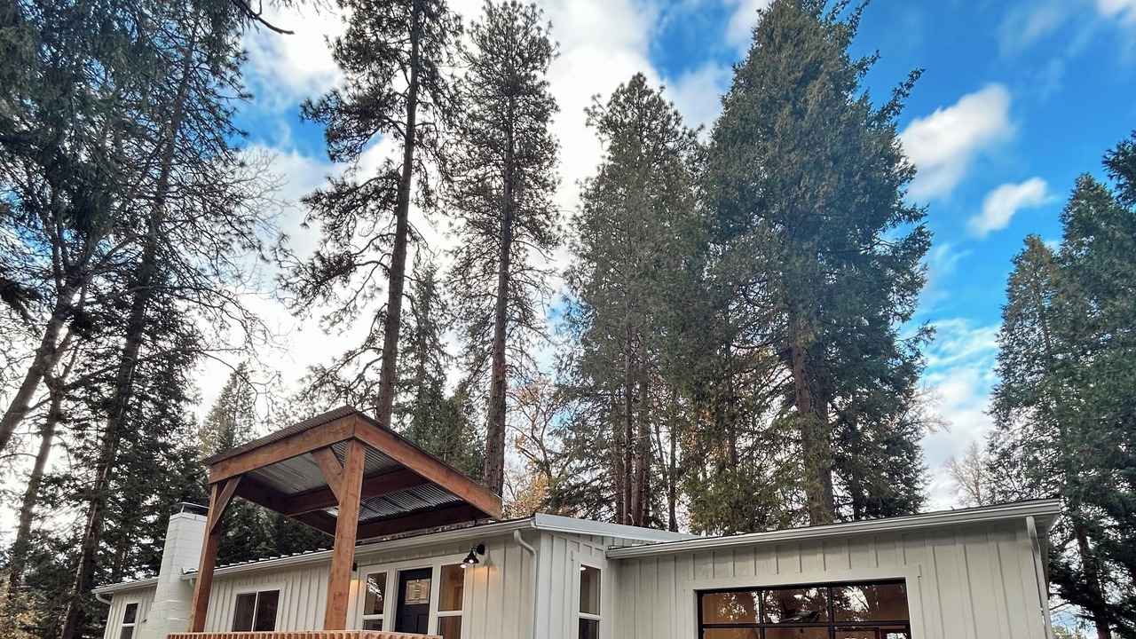 Photo of Outdoor in Redwood