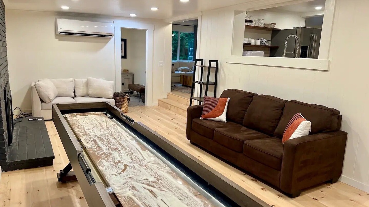 Photo of Livingroom in Redwood