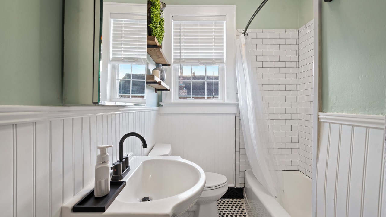 Photo of Bathroom in Greenwood