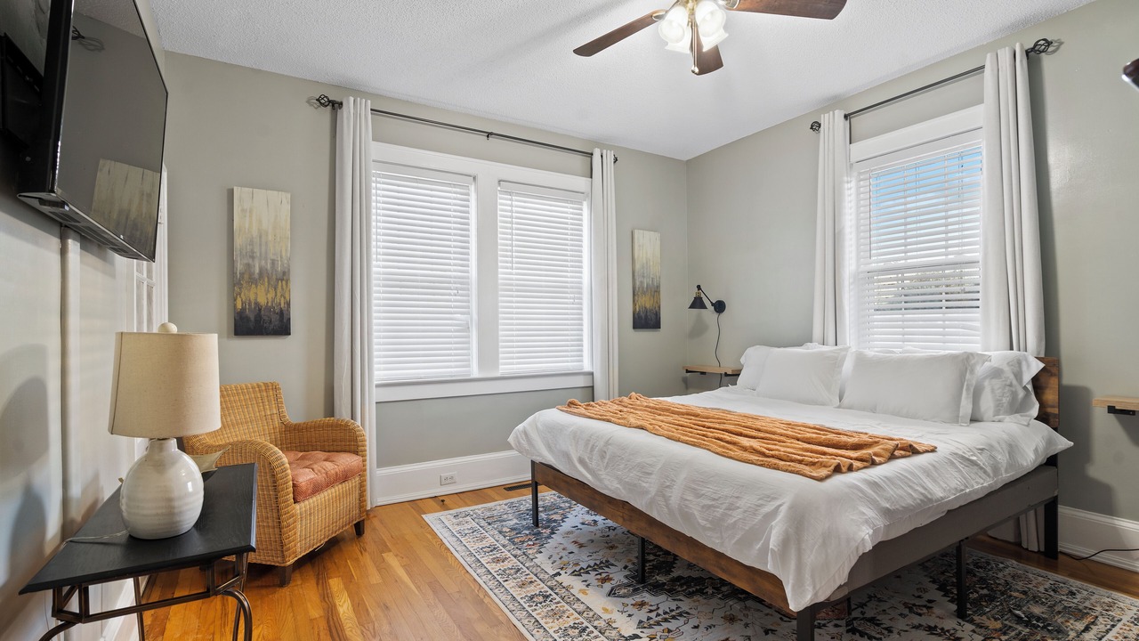 Photo of Bedroom in Greenwood