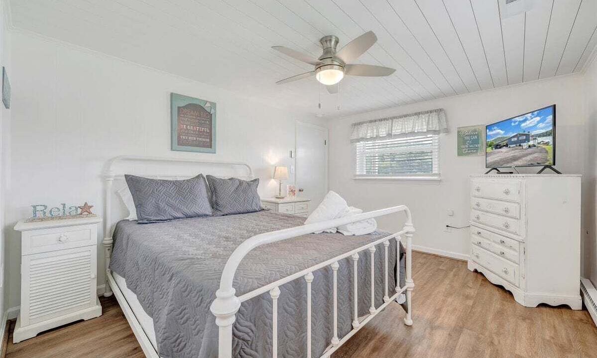 Photo of Bedroom in Goodview