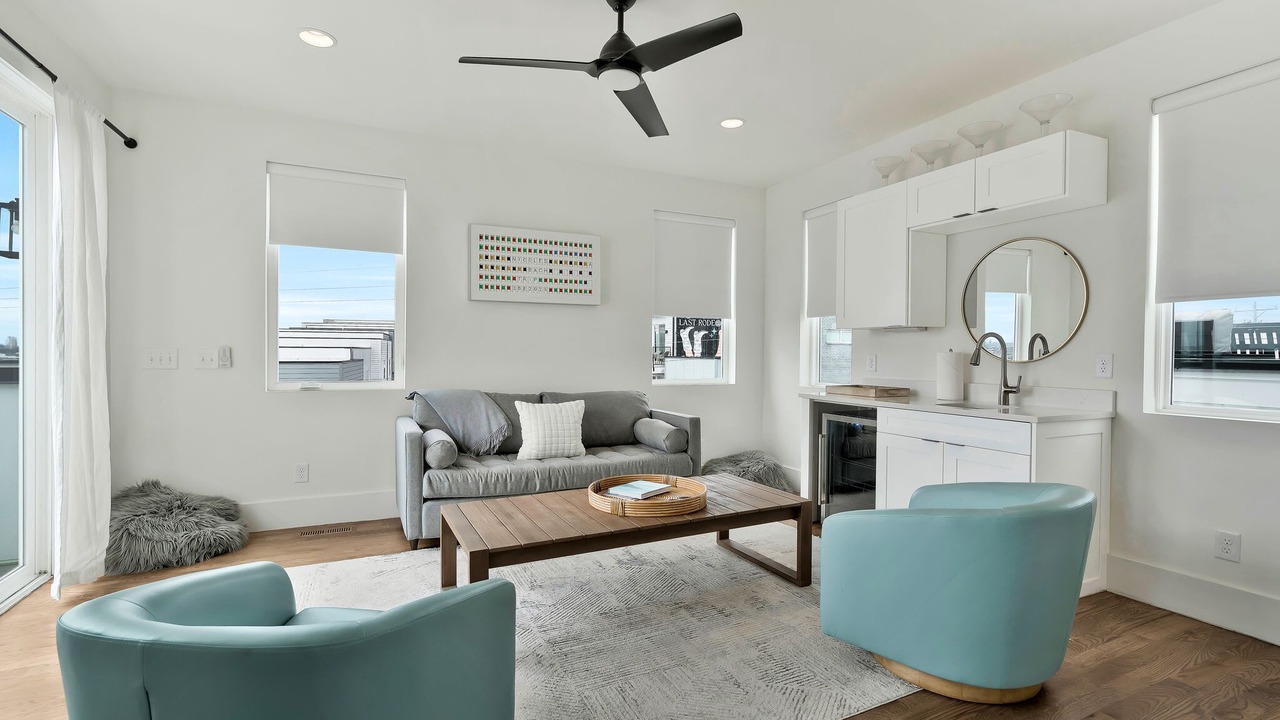 Photo of Livingroom in Katie Hill Neighborhood