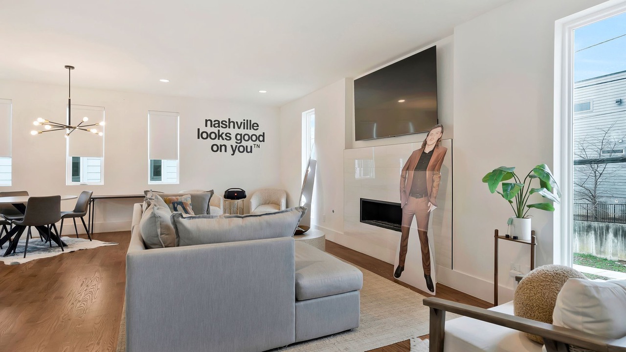 Photo of Livingroom in Katie Hill Neighborhood