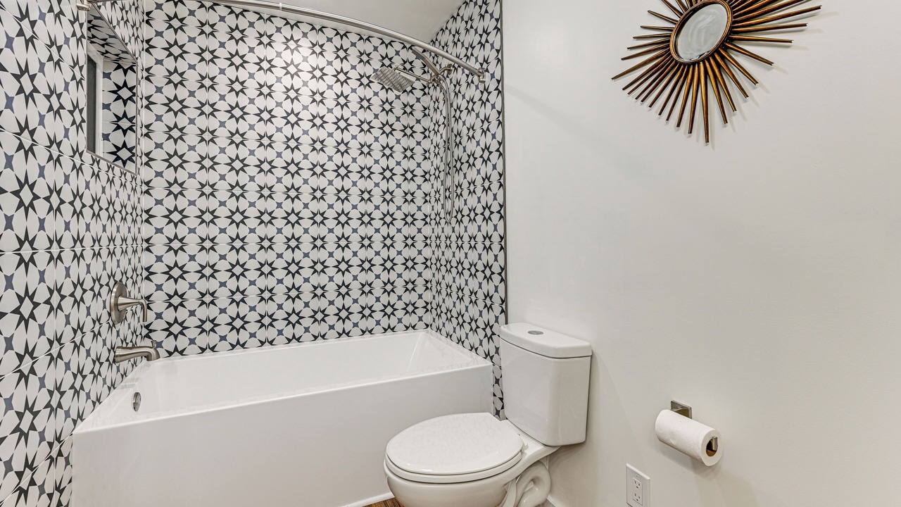 Photo of Bathroom in Eatonville