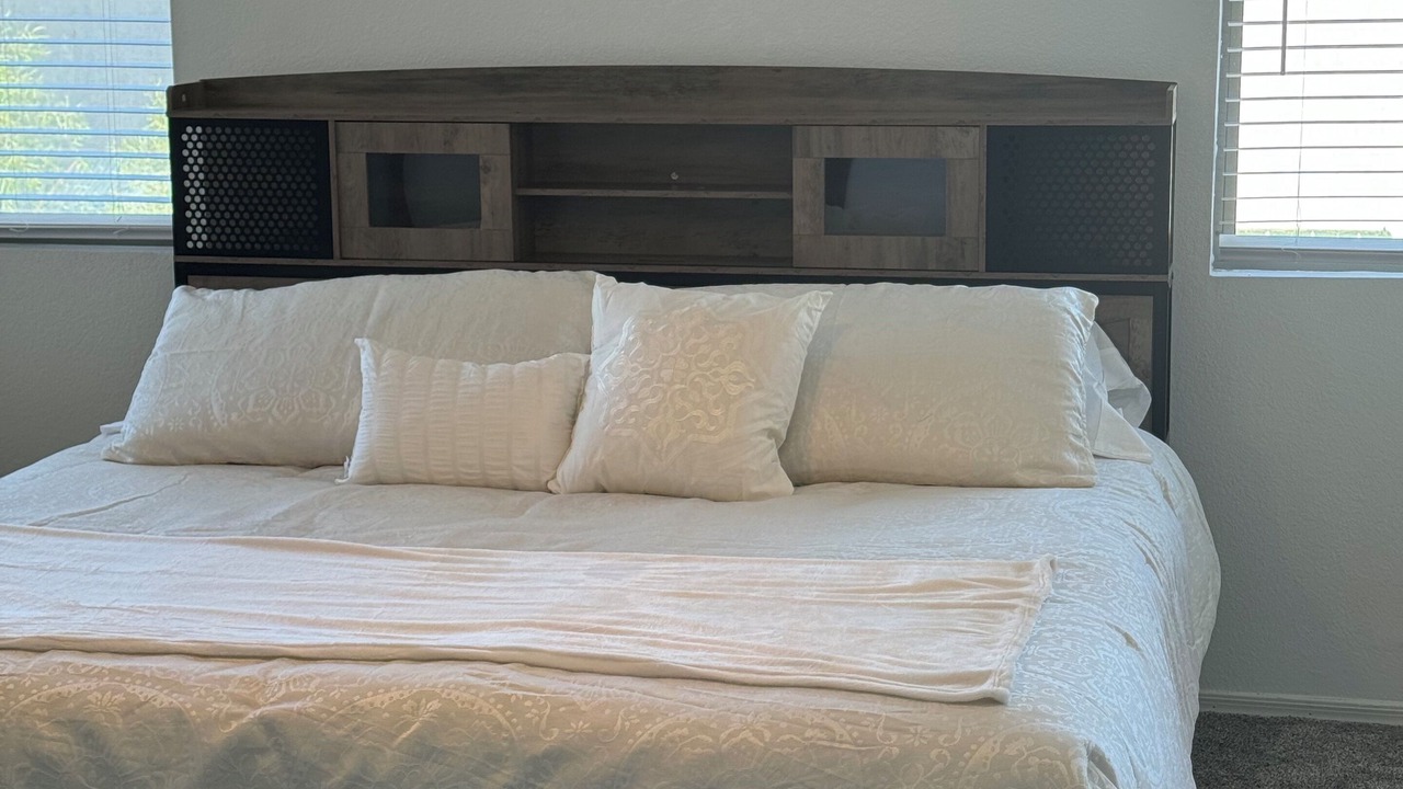 Photo of Bedroom in Estrella Village