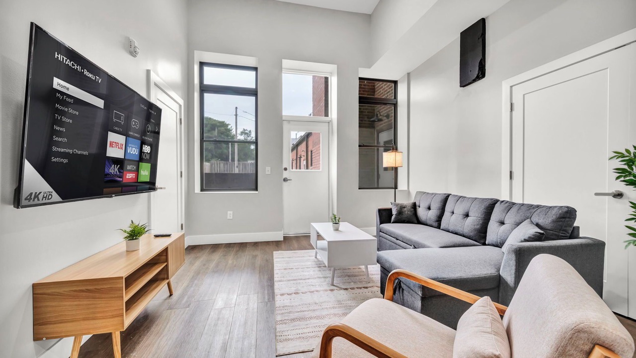 Photo of Livingroom in Cleveland
