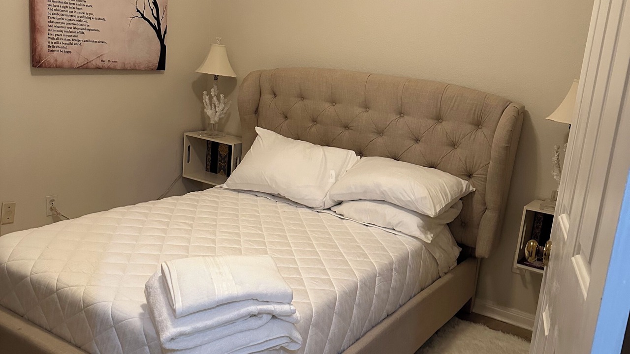 Photo of Bedroom in Forest Ridge
