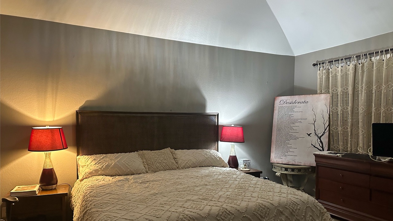 Photo of Bedroom in Forest Ridge