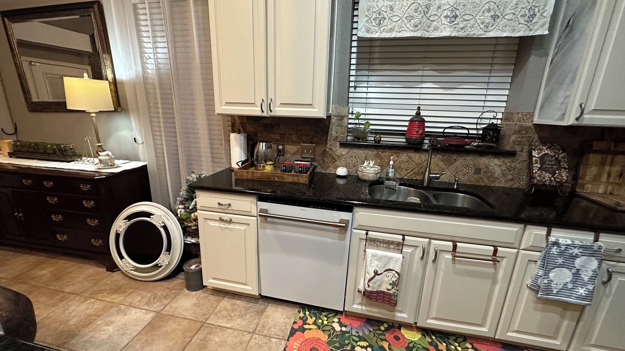 Photo of Kitchen in Forest Ridge