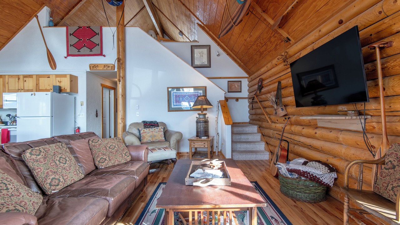 Photo of Livingroom in Victor