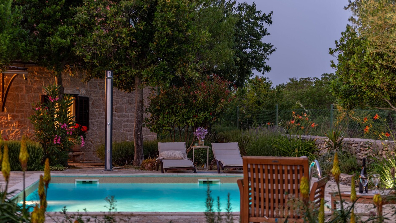 Photo of Outdoor in Oklaj