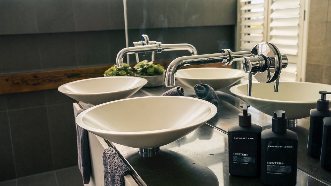 Photo of Others in Macleod