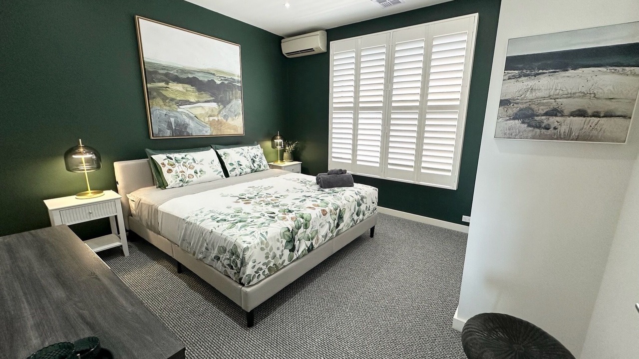 Photo of Bedroom in Macleod