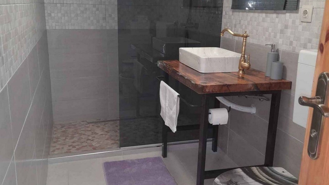 Photo of Bathroom in Pakostane