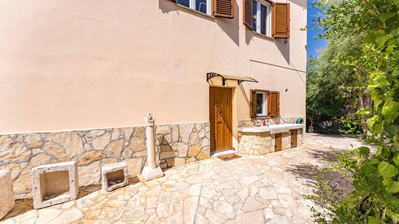 Photo of Patio Balcony in Kukljica