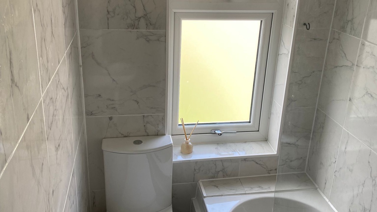 Photo of Bathroom in Alibon