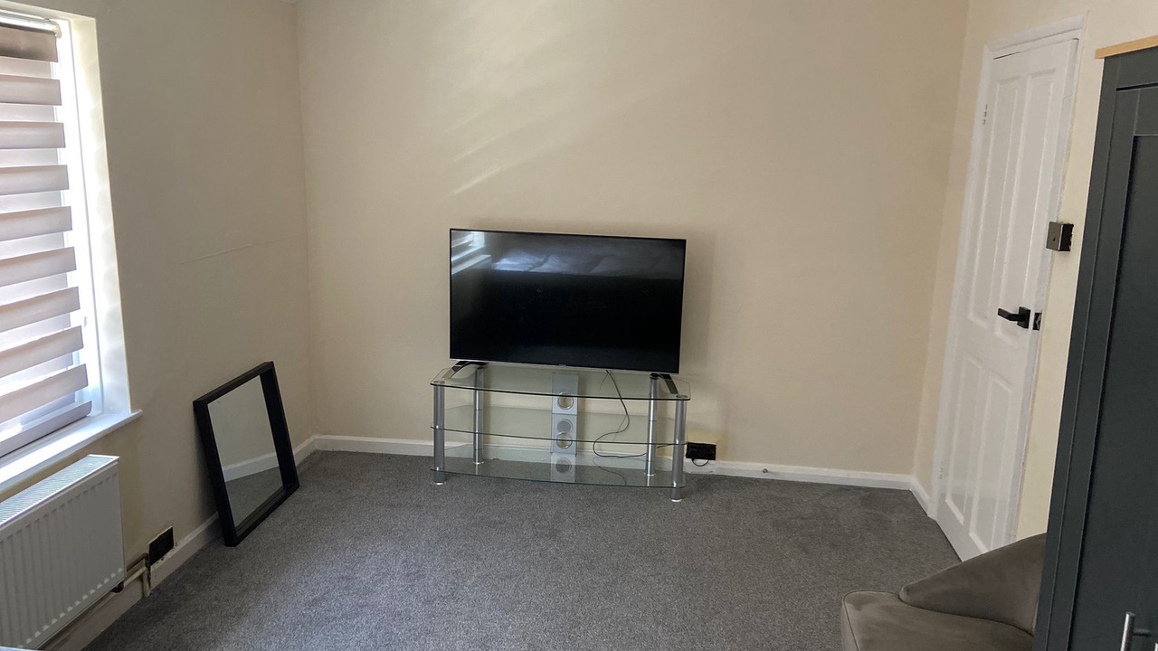 Photo of Bedroom in Alibon