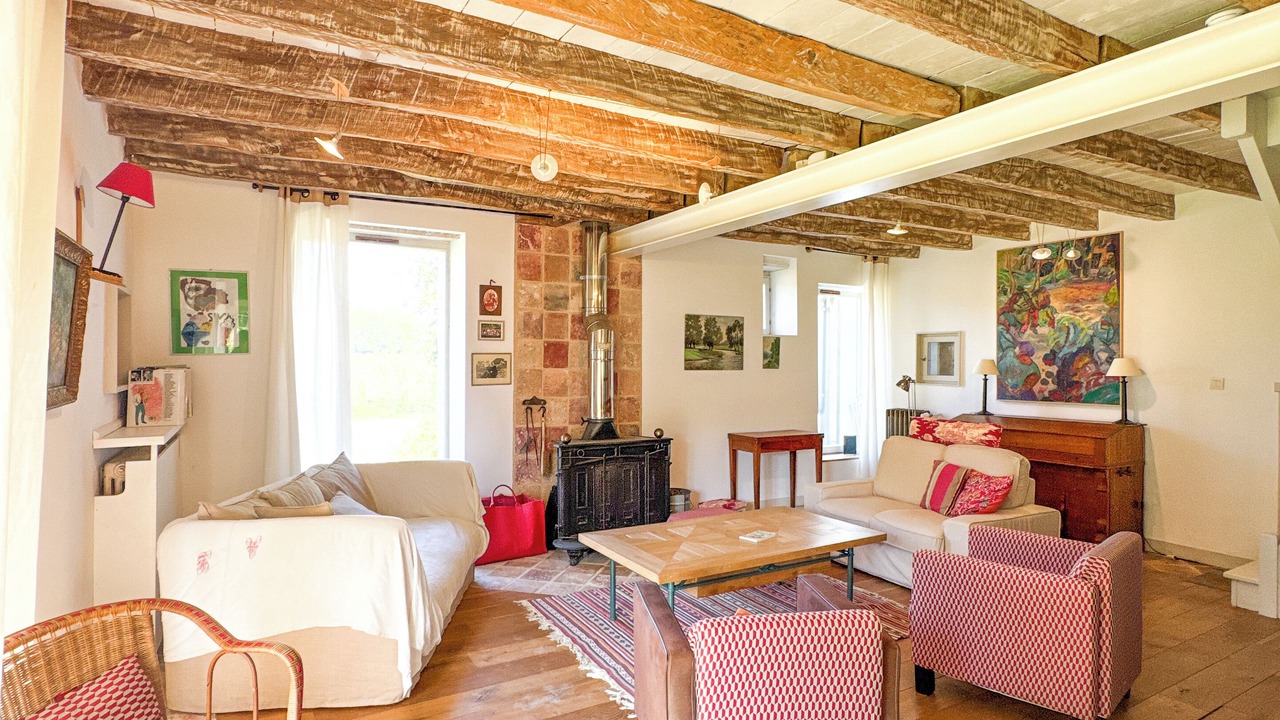 Photo of Livingroom in Coussay-les-Bois