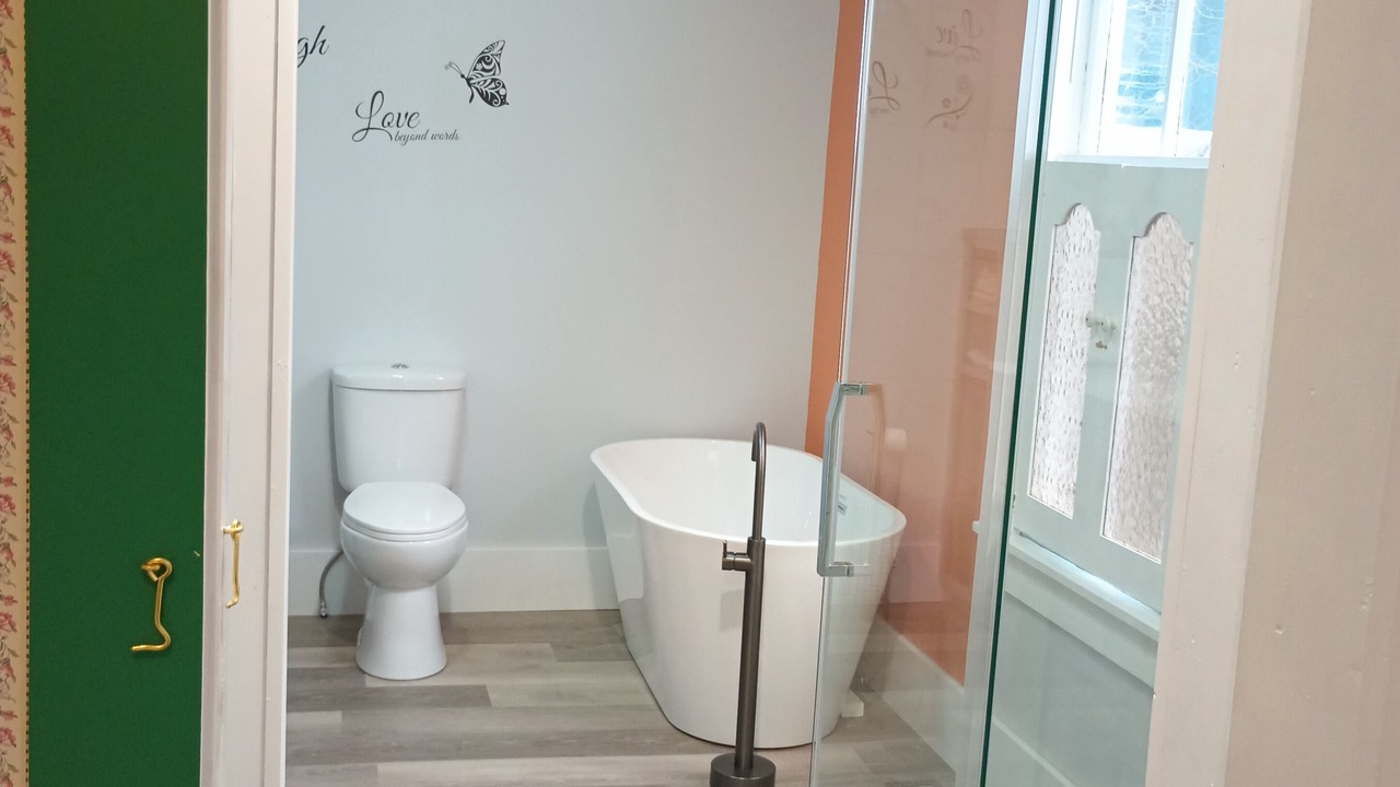 Photo of Bathroom in Butler