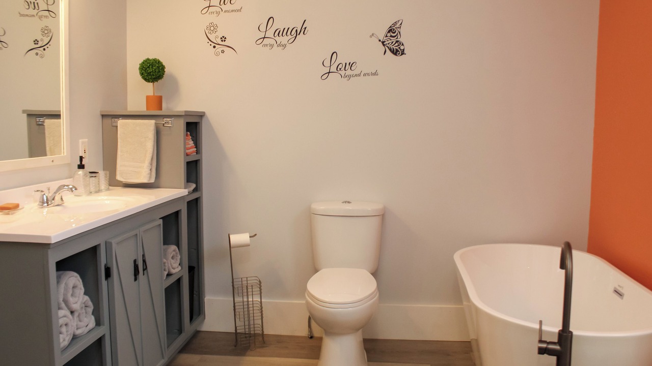 Photo of Bathroom in Butler