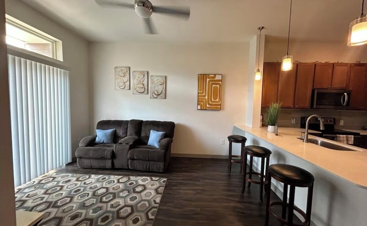 Photo of Livingroom in Central Business District