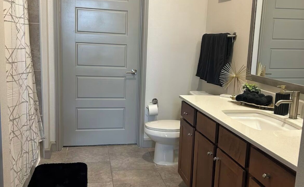 Photo of Bathroom in Central Business District