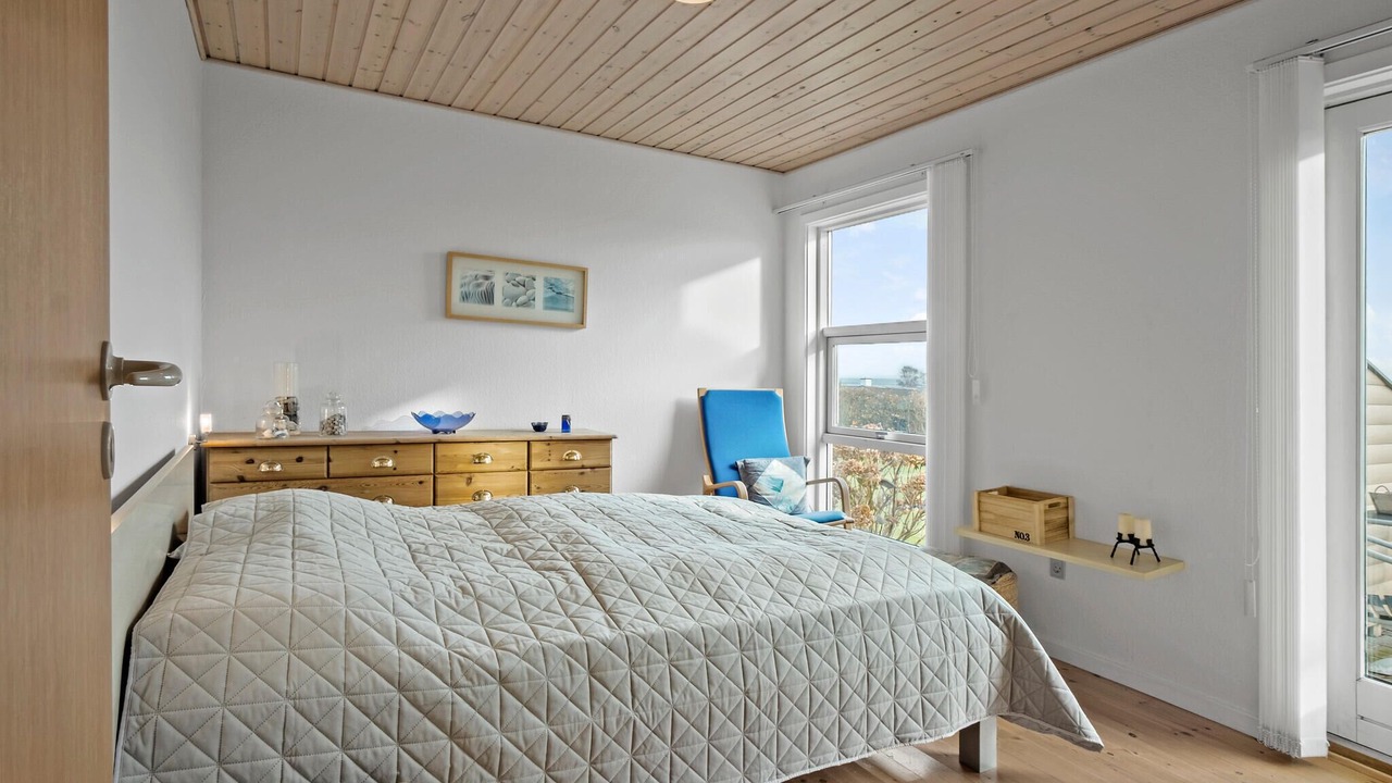 Photo of Others in Helnæs By