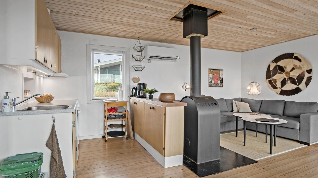 Photo of Others in Helnæs By