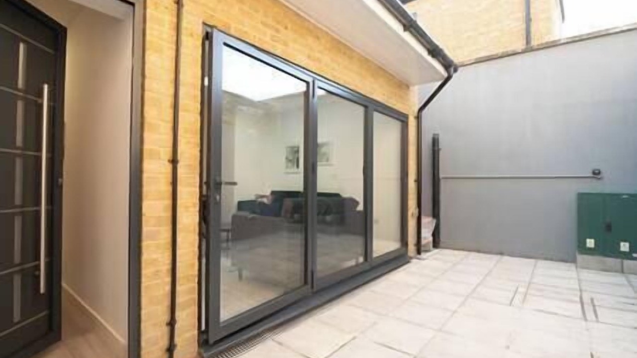 Photo of Outdoor in Notting Dale