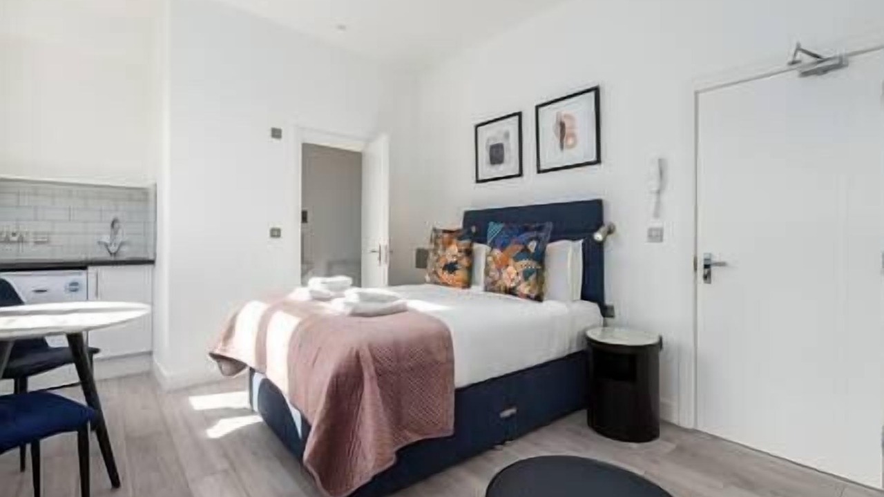 Photo of Bedroom in Notting Dale