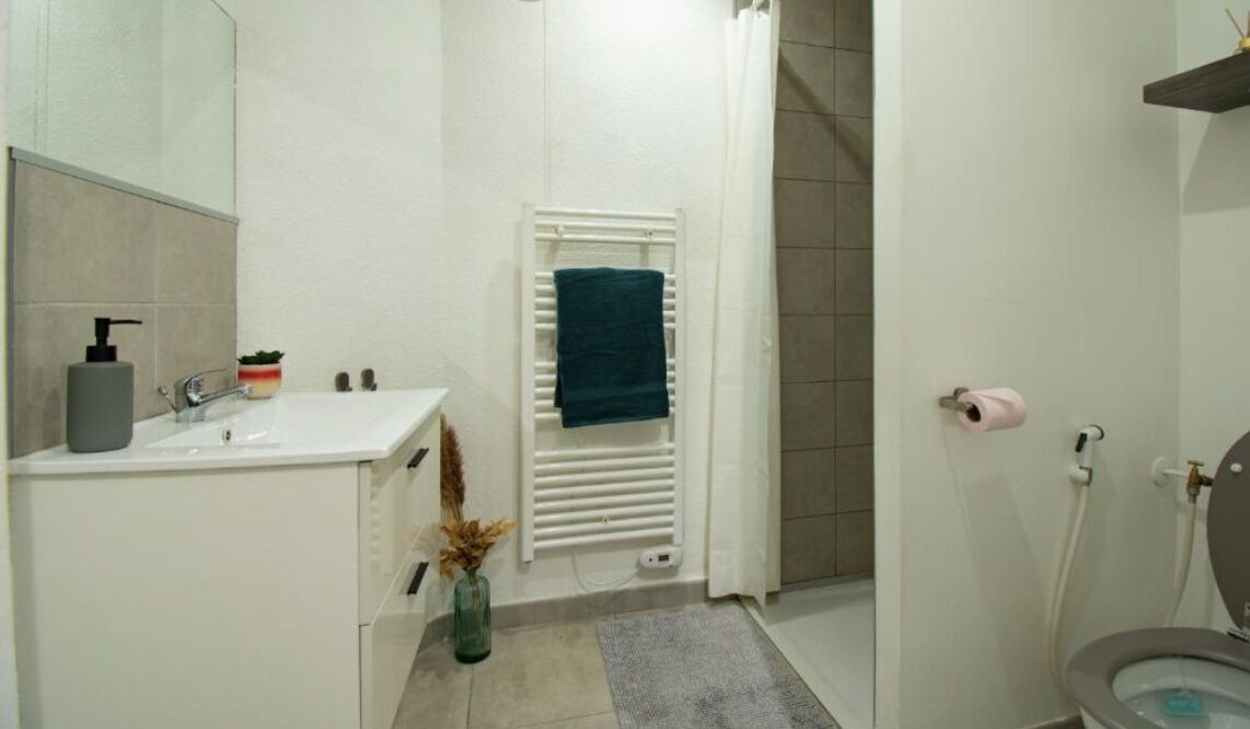 Photo of Bathroom in Beaurepaire