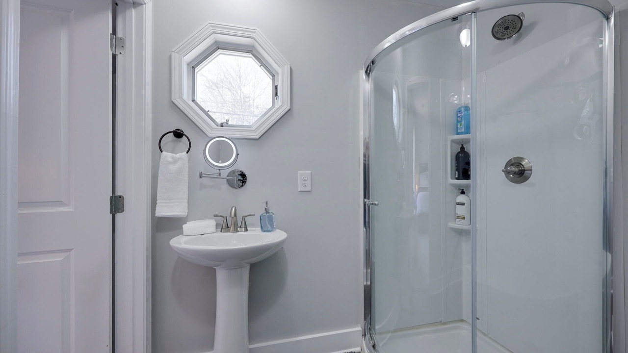 Photo of Bathroom in Hickory Bend