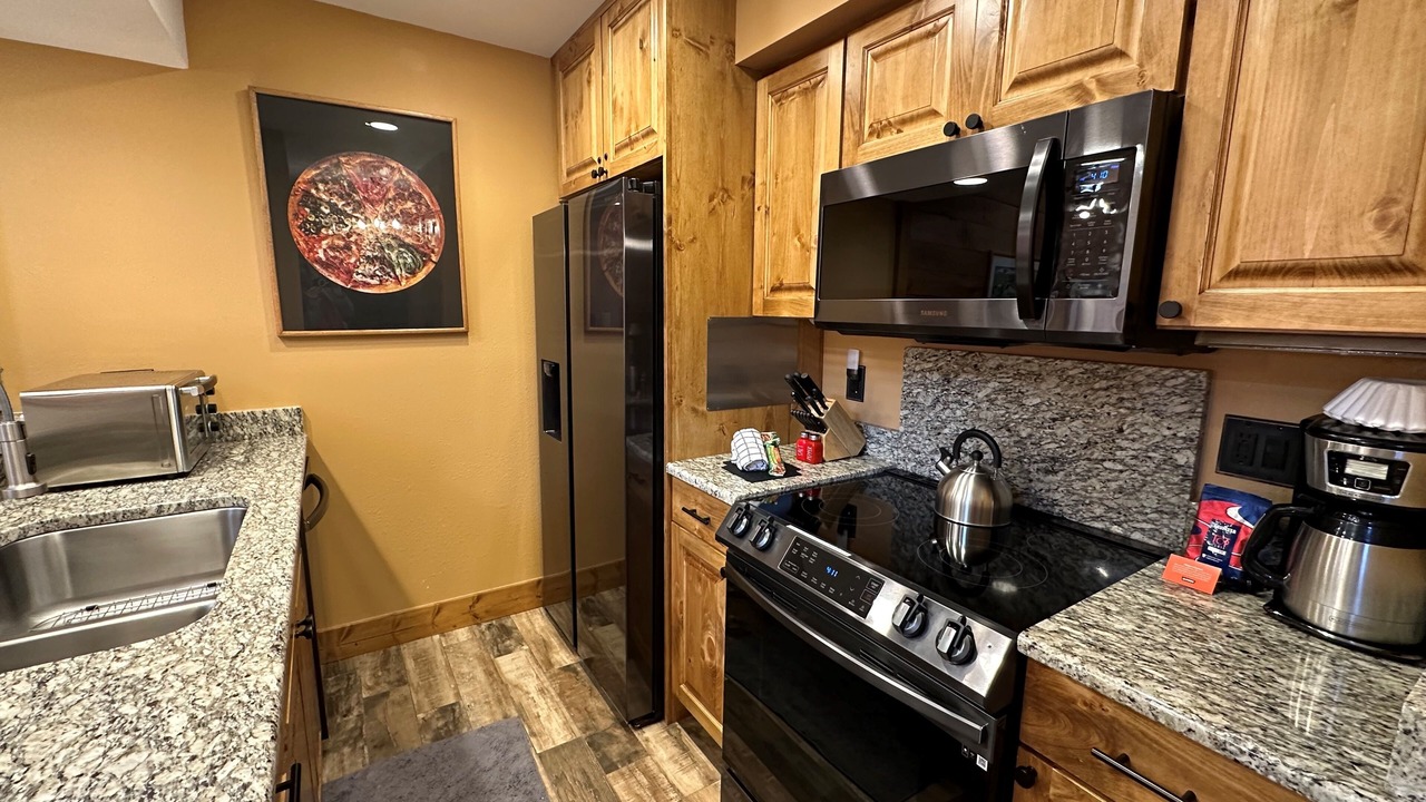 Photo of Kitchen in Lakeside Village