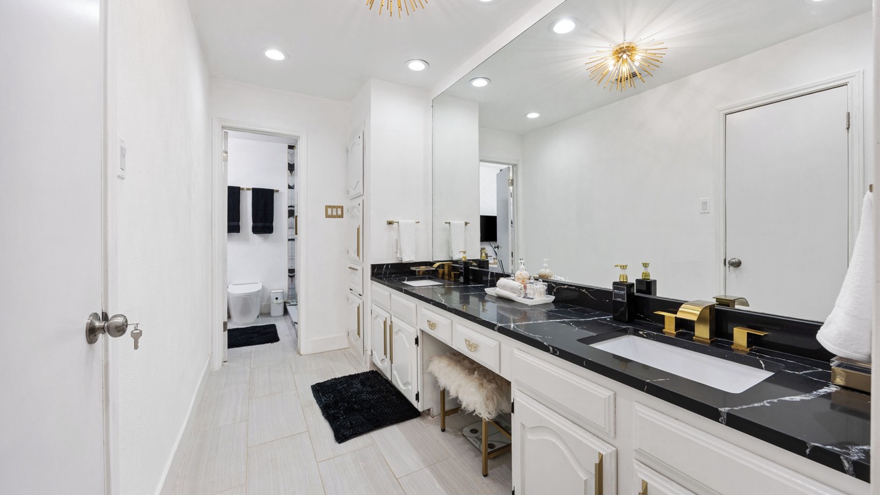 Photo of Bathroom in Lake Highlands