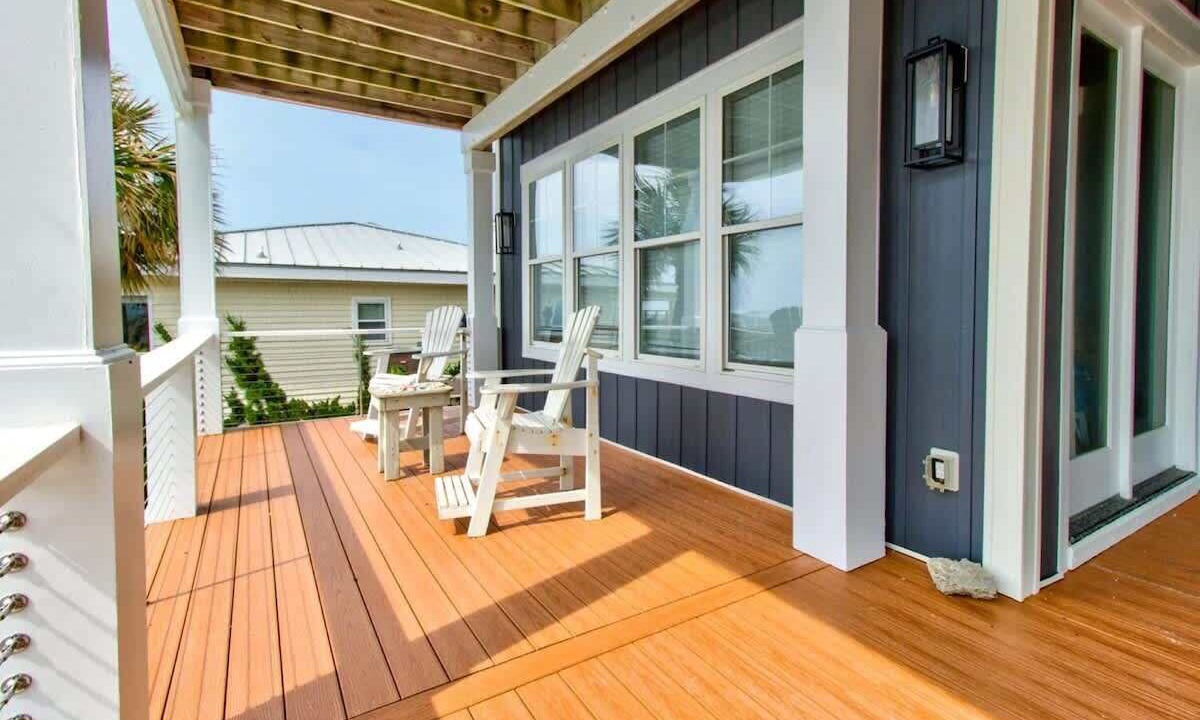Photo of Patio Balcony in North Carolina Coast