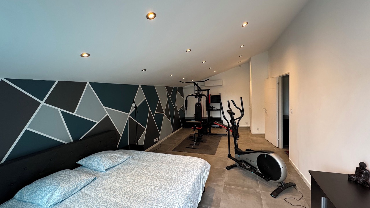 Photo of Bedroom in Entraigues-sur-la-Sorgue