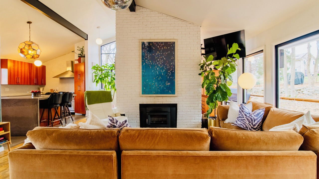 Photo of Livingroom in Newburgh