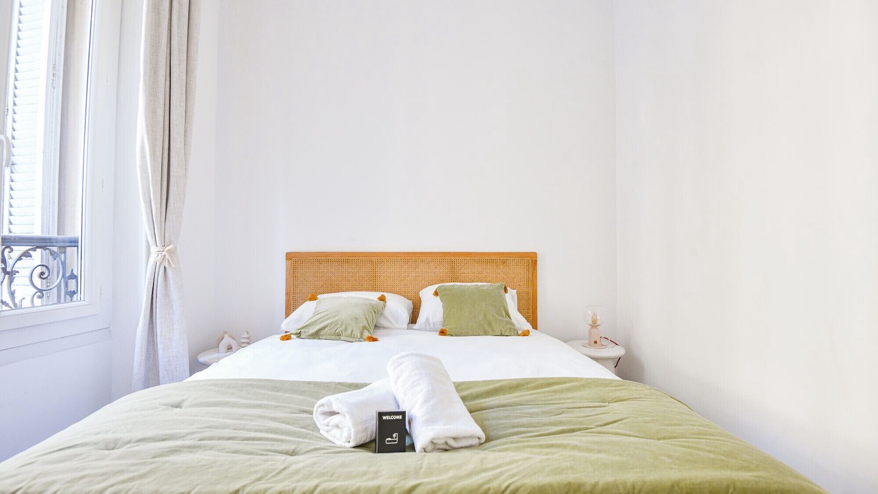 Photo of Bedroom in 1st Arrondissement