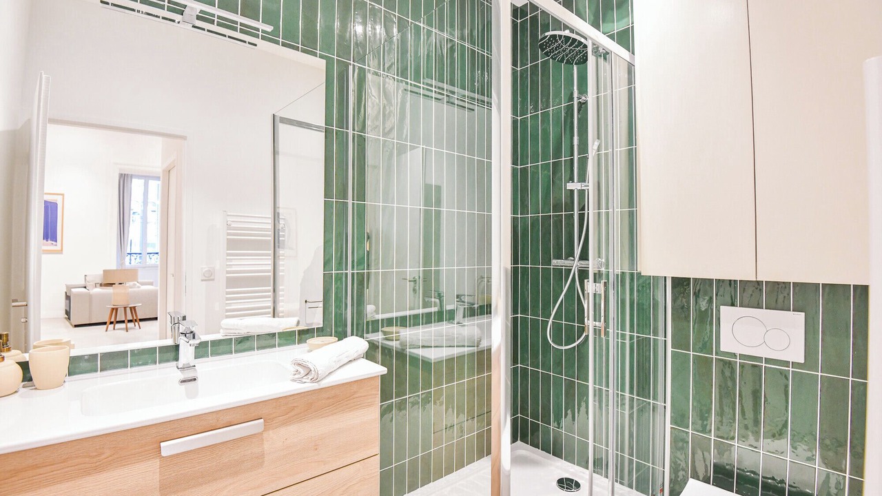 Photo of Bathroom in 1st Arrondissement